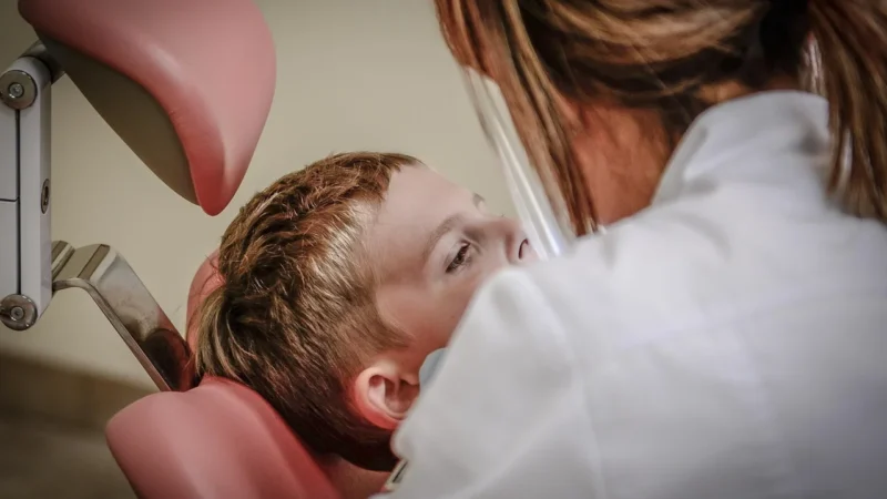Zdrowie i uroda w Legnicy: dermatolog, stomatolog i implanty w jednym miejscu